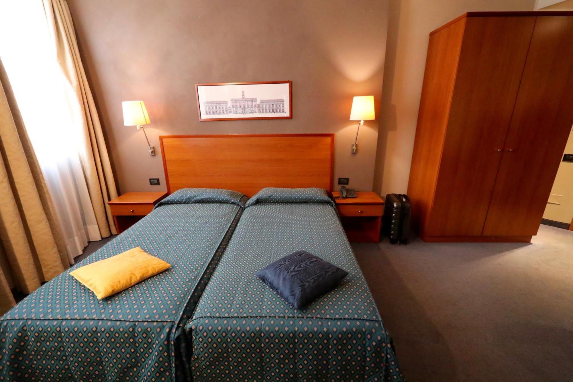 Hotel Classic Tulipano 3*